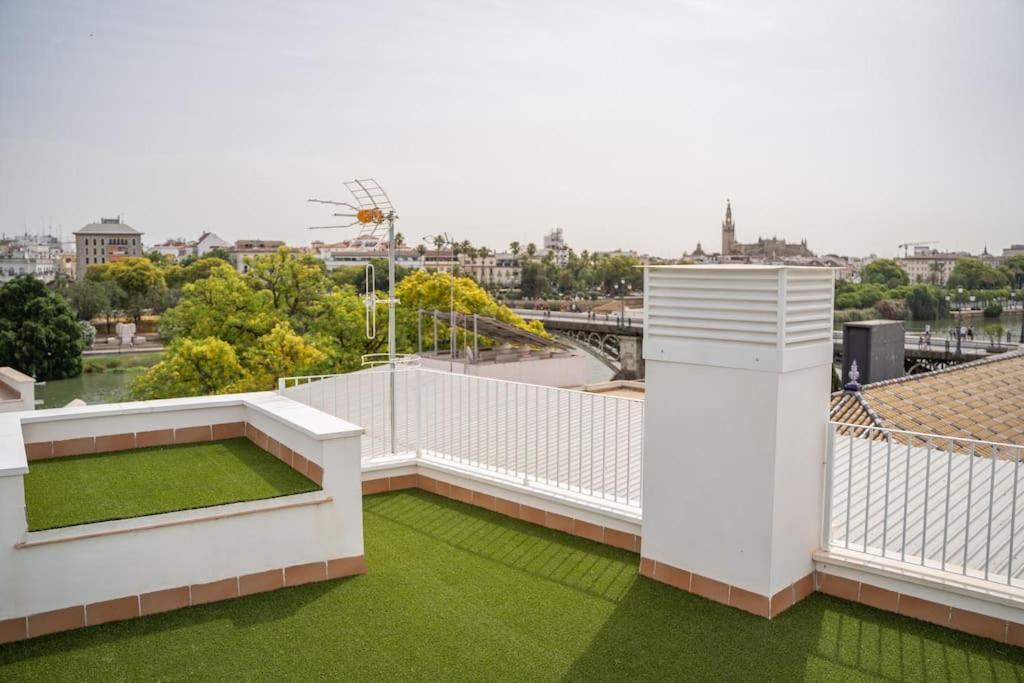 Apartmán Optimus Corazon De Triana Sevilla Exteriér fotografie